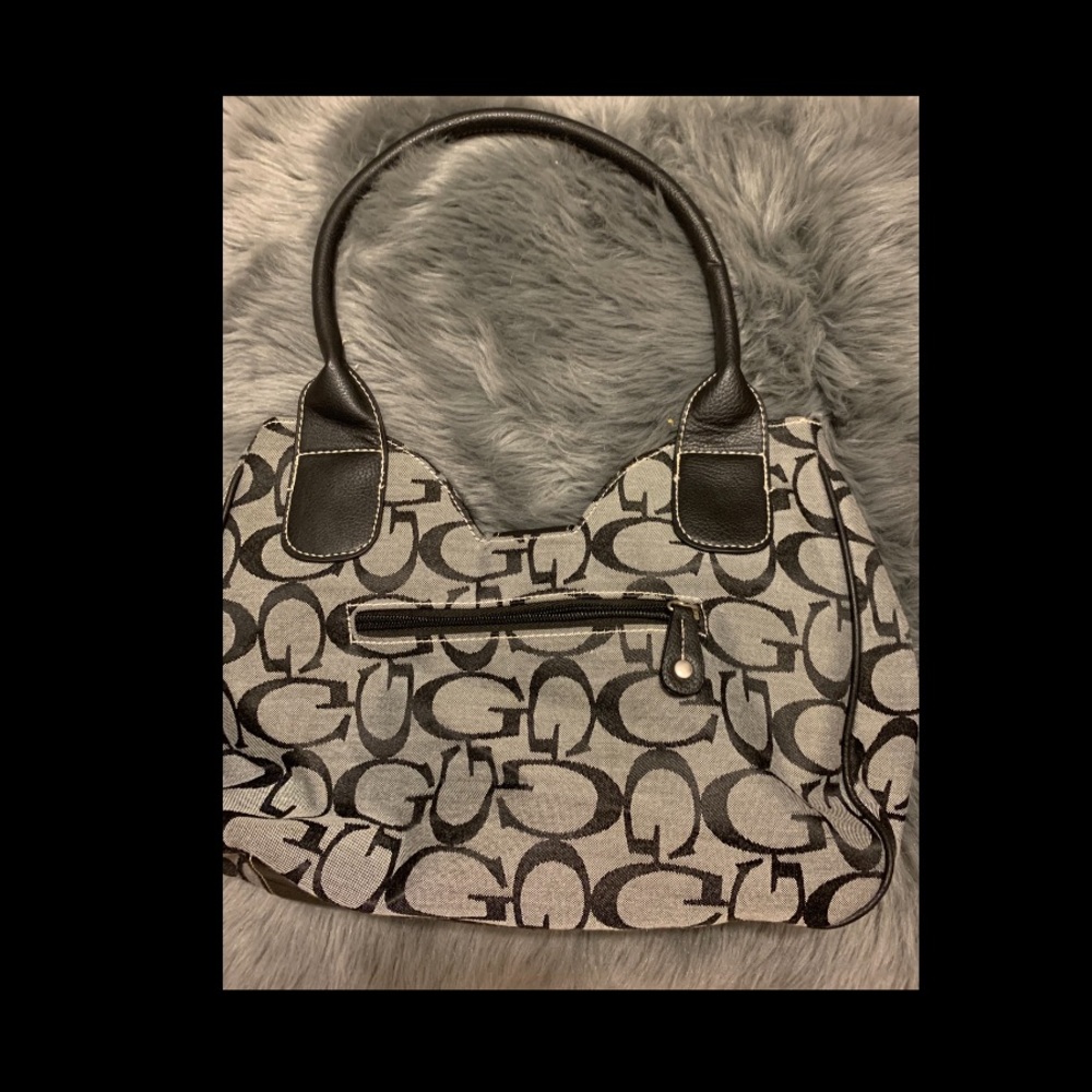 Purse - Picture 2 of 6